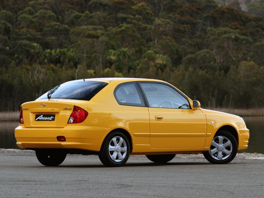  Hyundai Accent 3-Door 2003 года  (AU) (фото 12 из 20)